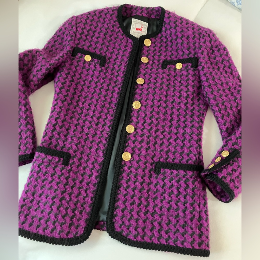 Mondi Vintage Jacket Boucle Chanel 34 Small Purple Black 80s Gold Buttons